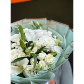 BEYAZ ÖZEL ŞIK BUKET